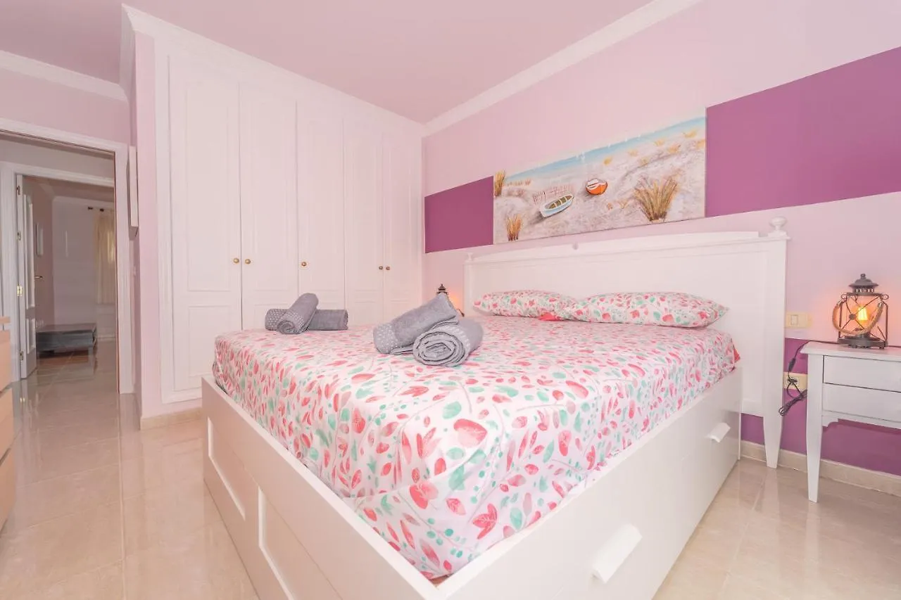 Apartment Ferienwohnung Luxury Penthouse 105M2,Bali Bed,Heated Pool,Sunset Costa Adeje  Spanien
