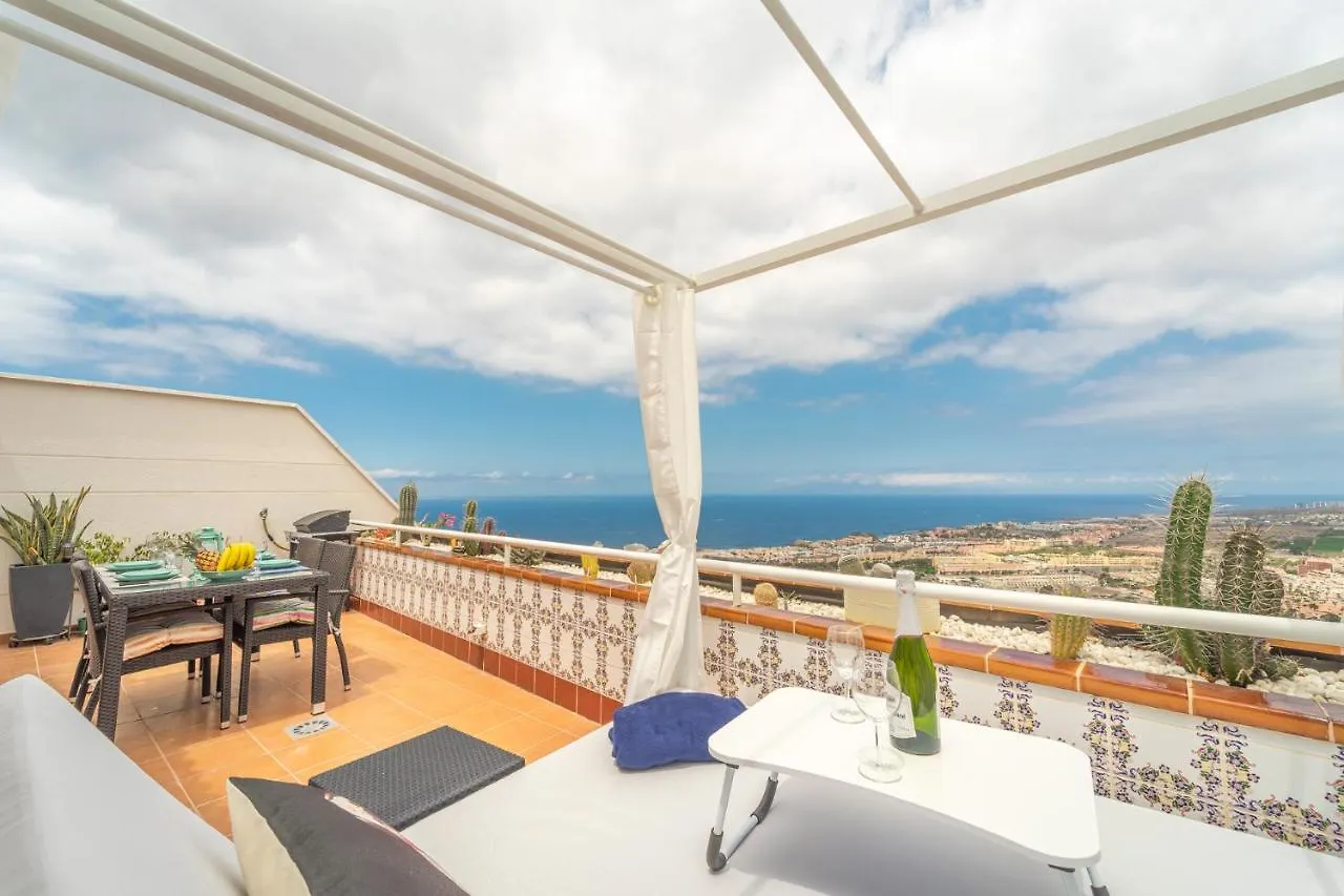 Apartment Ferienwohnung Luxury Penthouse 105M2,Bali Bed,Heated Pool,Sunset Costa Adeje