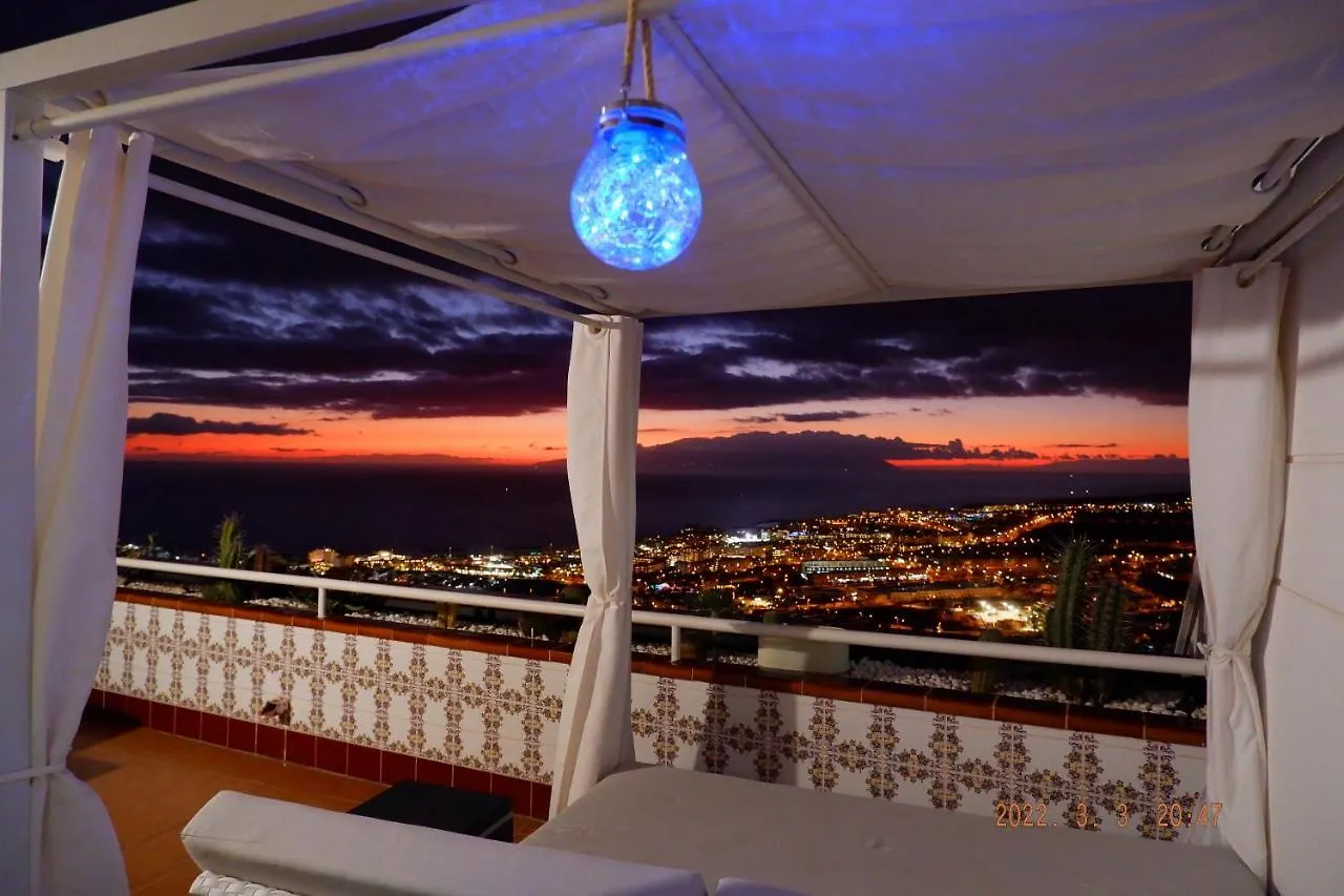 Ferienwohnung Luxury Penthouse 105M2,Bali Bed,Heated Pool,Sunset Costa Adeje  Spanien